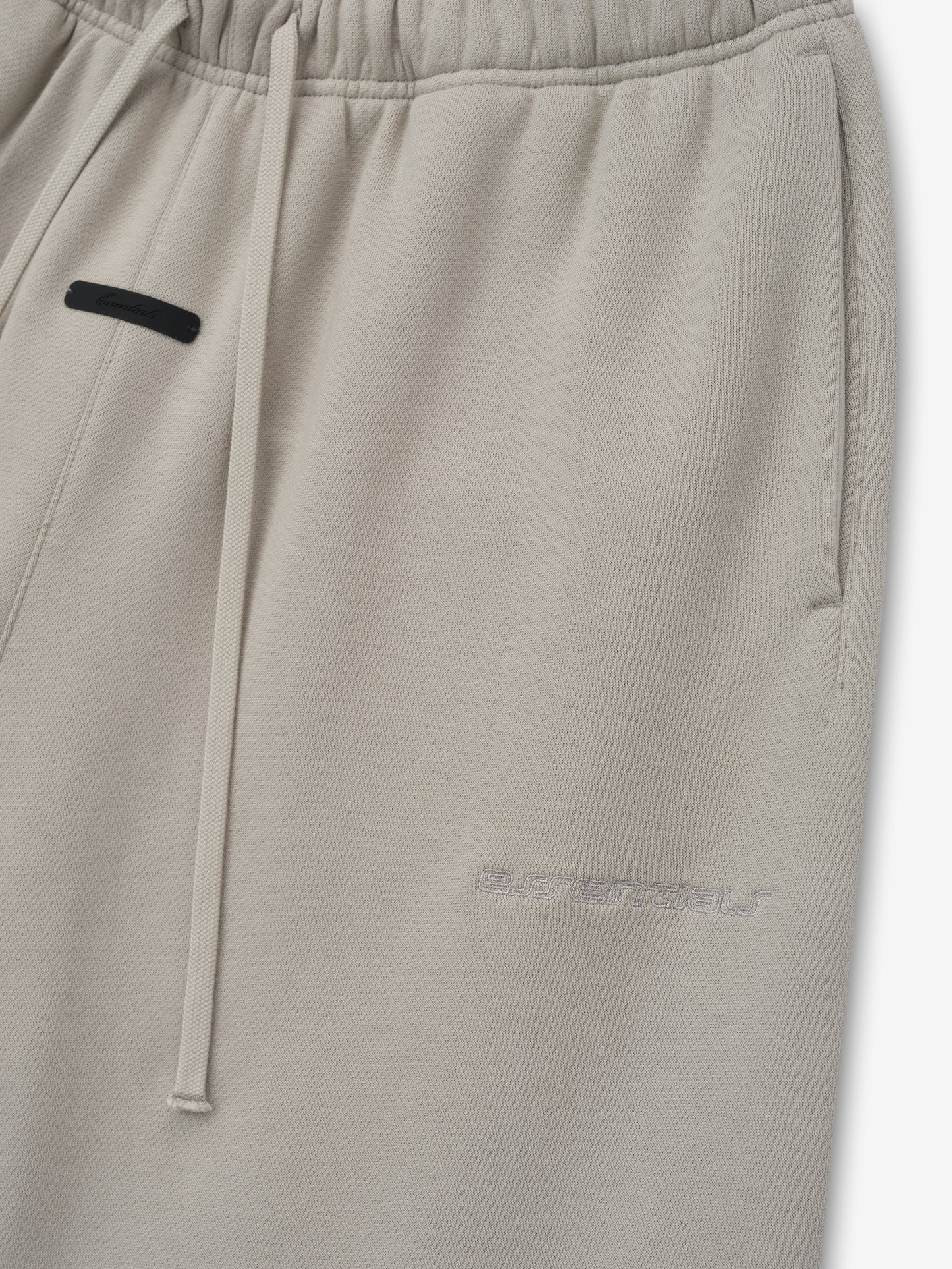 Fear of God Essentials Active Trace Relaxed Sweatshort